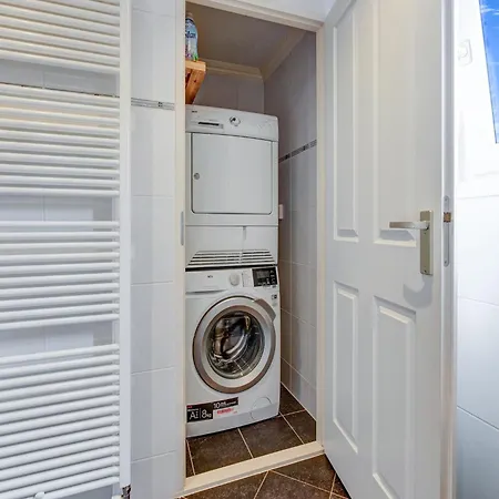 Forest With Pets, Cleaning Included Holiday home Voorthuizen