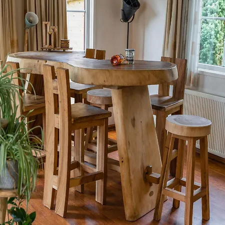 Forest With Pets, Cleaning Included Holiday home